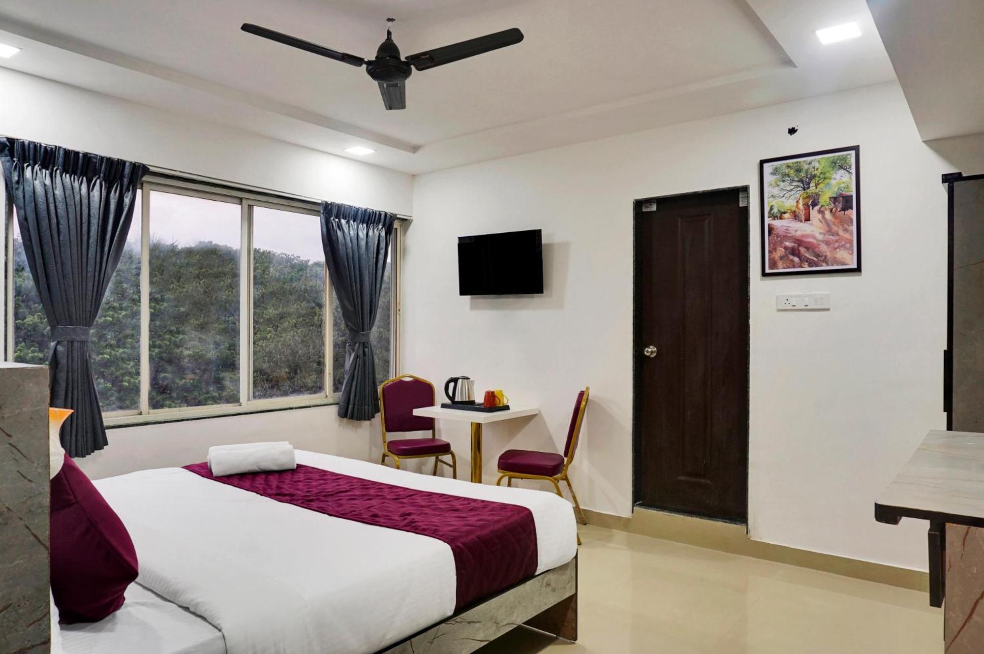 Hotel Orchard Park Πούνε Εξωτερικό φωτογραφία